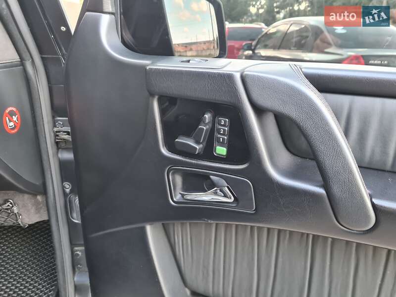 Позашляховик / Кросовер Mercedes-Benz G-Class 2009 в Києві