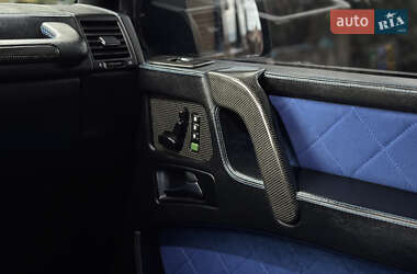 Внедорожник / Кроссовер Mercedes-Benz G-Class 2004 в 