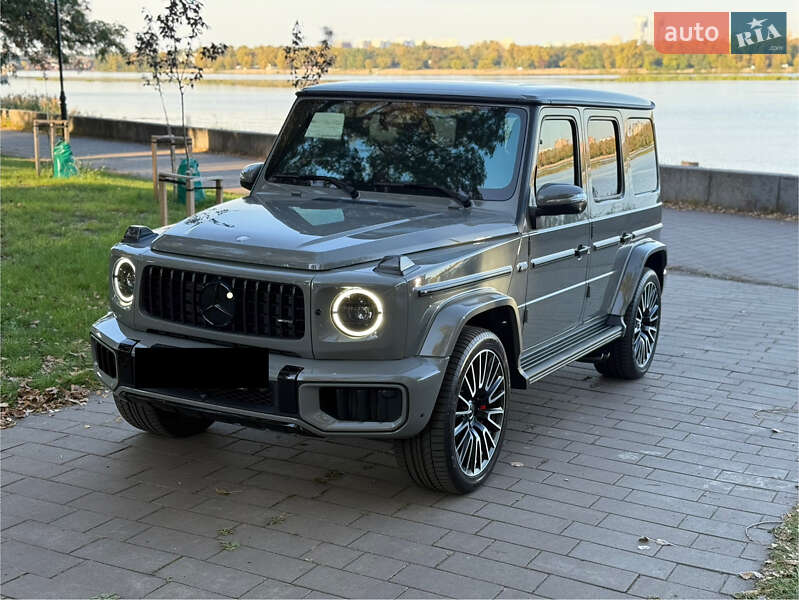 Mercedes-Benz G-Class 2024
