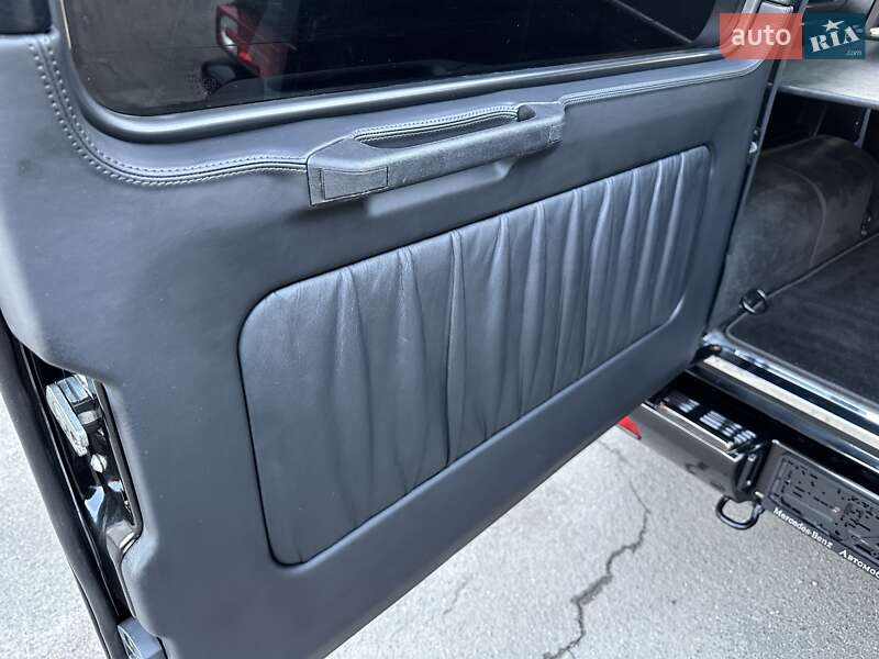 Внедорожник / Кроссовер Mercedes-Benz G-Class 2010 в Киеве