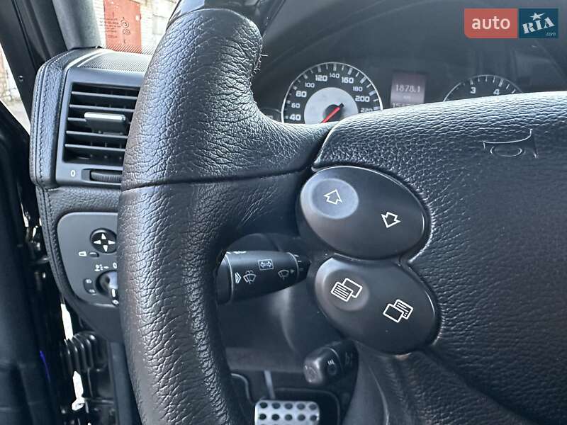 Внедорожник / Кроссовер Mercedes-Benz G-Class 2010 в Киеве