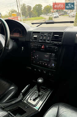 Позашляховик / Кросовер Mercedes-Benz G-Class 2004 в 