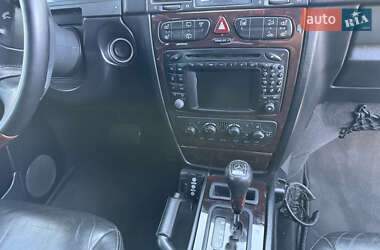 Внедорожник / Кроссовер Mercedes-Benz G-Class 2003 в 
