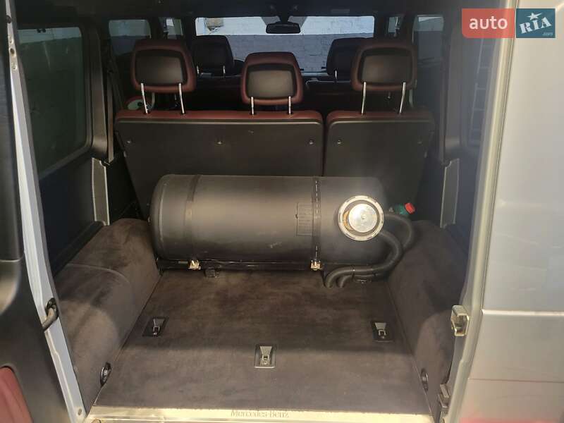 Внедорожник / Кроссовер Mercedes-Benz G-Class 2010 в Киеве фото 12 Внедорожник / Кроссовер Mercedes-Benz G-Class 2010 в Киеве