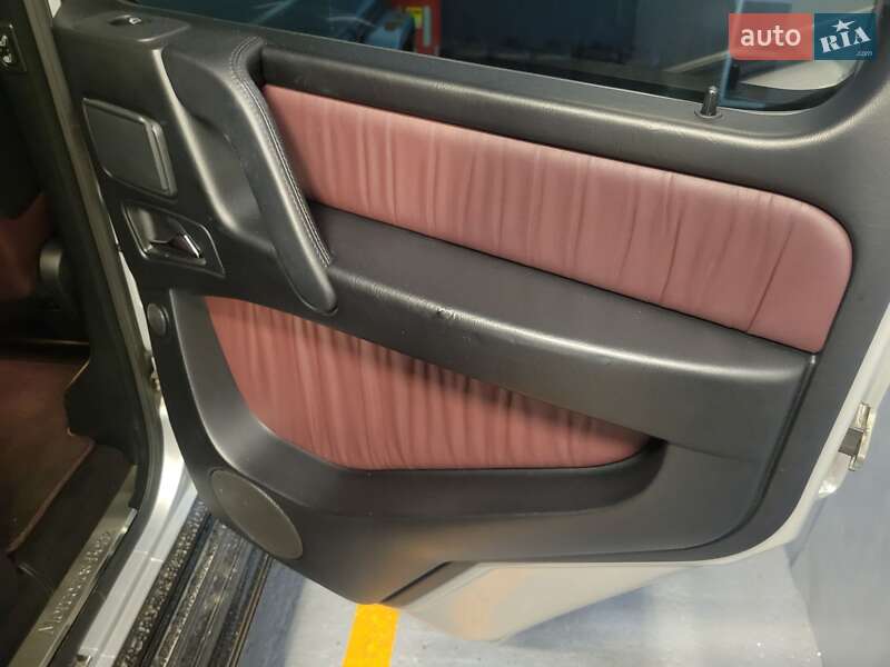 Внедорожник / Кроссовер Mercedes-Benz G-Class 2010 в Киеве фото 23 Внедорожник / Кроссовер Mercedes-Benz G-Class 2010 в Киеве