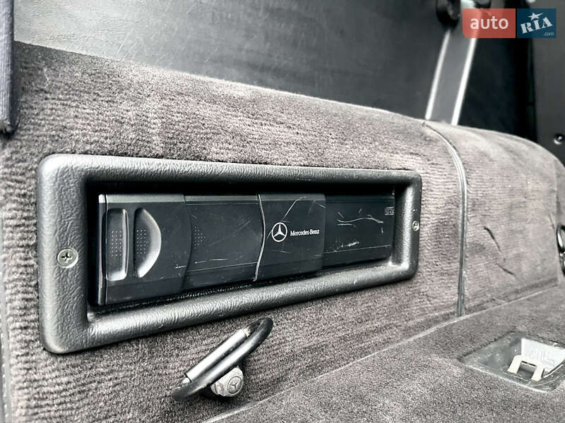 Позашляховик / Кросовер Mercedes-Benz G-Class 2005 в Києві фото 9 Позашляховик / Кросовер Mercedes-Benz G-Class 2005 в Києві