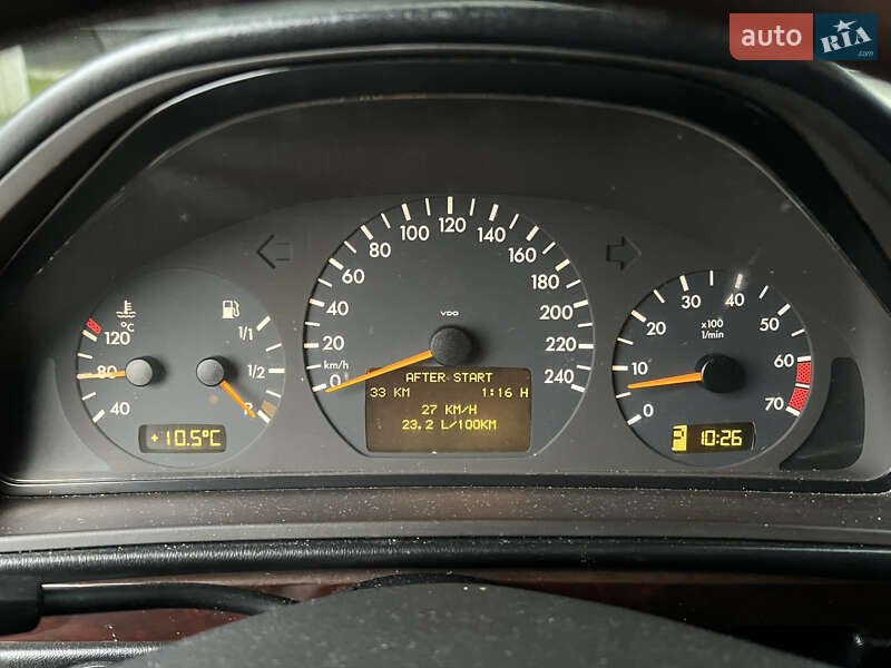 Внедорожник / Кроссовер Mercedes-Benz G-Class 2000 в Харькове