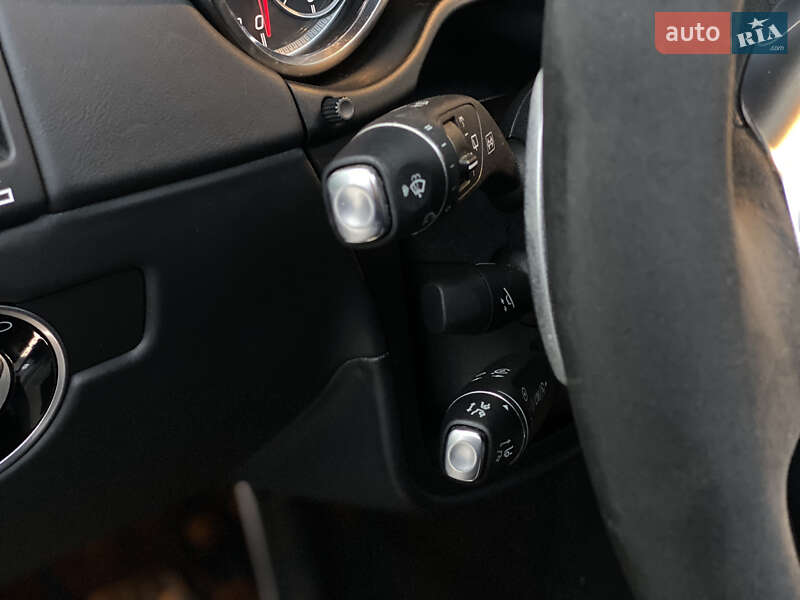 Позашляховик / Кросовер Mercedes-Benz G-Class 2016 в Києві