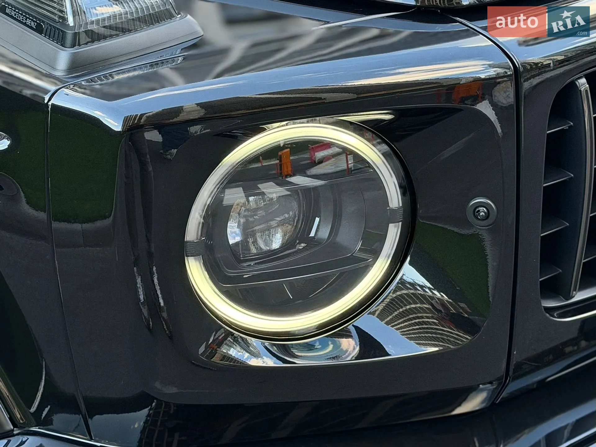 2025 Mercedes-Benz G-klasse - мініатюра 31