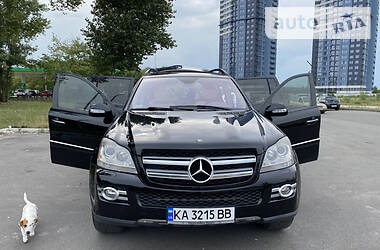 Позашляховик / Кросовер Mercedes-Benz GL 450 2007 в Києві