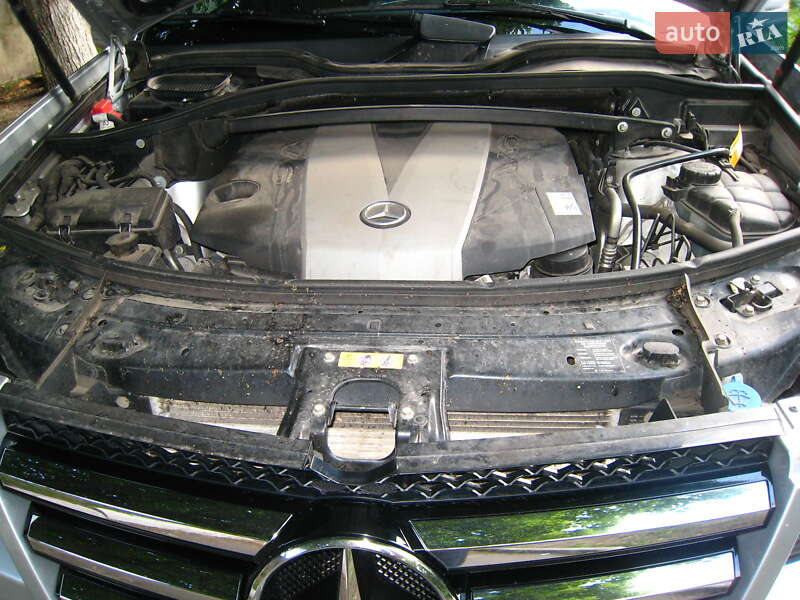Внедорожник / Кроссовер Mercedes-Benz GL-Class 2012 в Киеве
