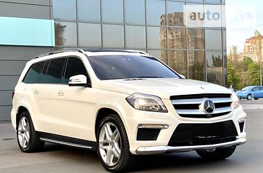 Позашляховик / Кросовер Mercedes-Benz GL-Class 2014 в 