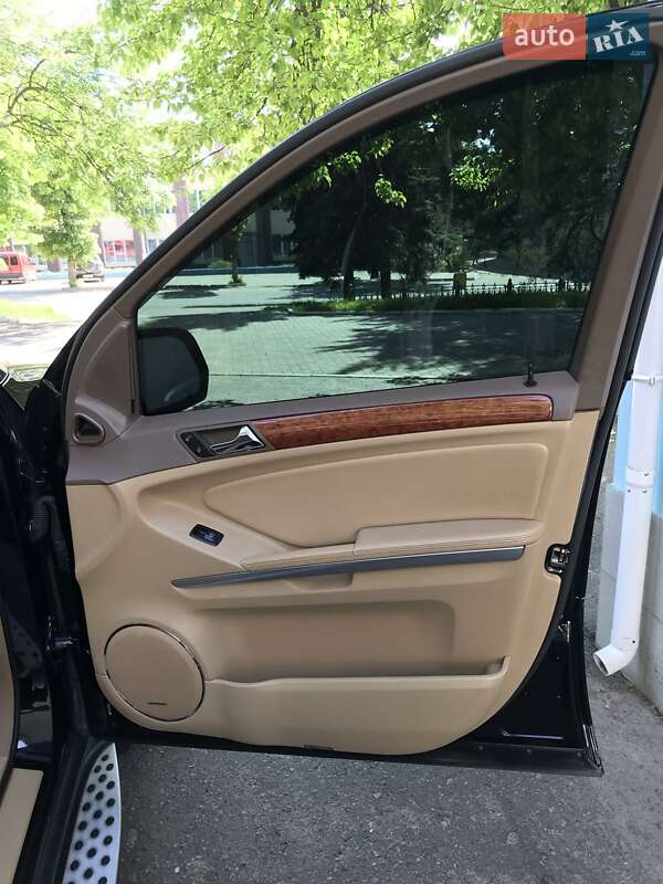 Позашляховик / Кросовер Mercedes-Benz GL-Class 2008 в Сумах