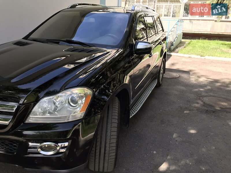 Позашляховик / Кросовер Mercedes-Benz GL-Class 2008 в Сумах