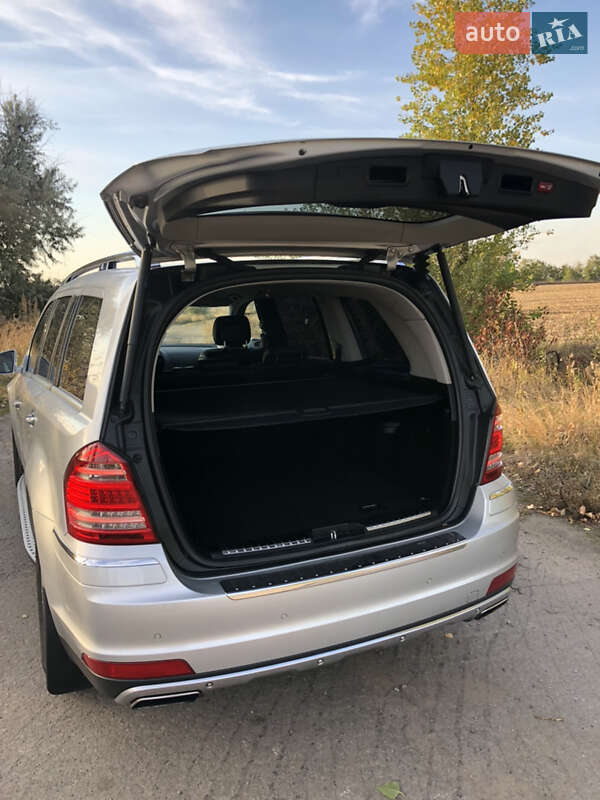 Внедорожник / Кроссовер Mercedes-Benz GL-Class 2011 в Обухове фото 14 Внедорожник / Кроссовер Mercedes-Benz GL-Class 2011 в Обухове