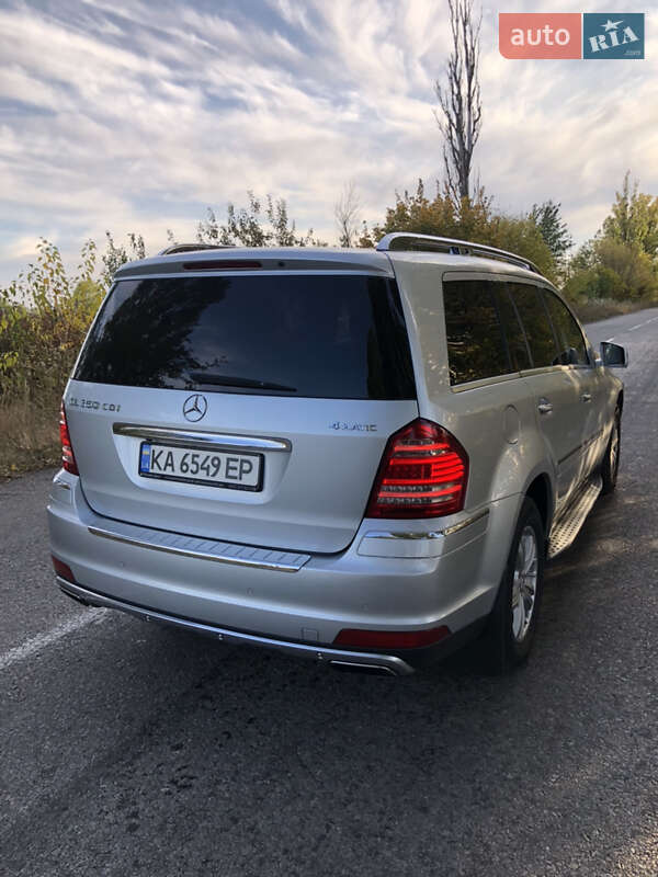 Внедорожник / Кроссовер Mercedes-Benz GL-Class 2011 в Обухове фото 9 Внедорожник / Кроссовер Mercedes-Benz GL-Class 2011 в Обухове