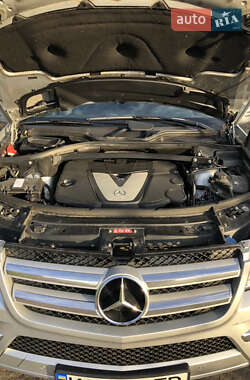 Внедорожник / Кроссовер Mercedes-Benz GL-Class 2011 в 