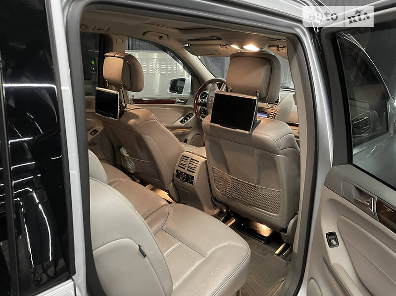 Внедорожник / Кроссовер Mercedes-Benz GL-Class 2011 в Ужгороде