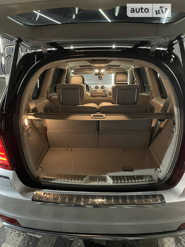 Внедорожник / Кроссовер Mercedes-Benz GL-Class 2011 в Ужгороде