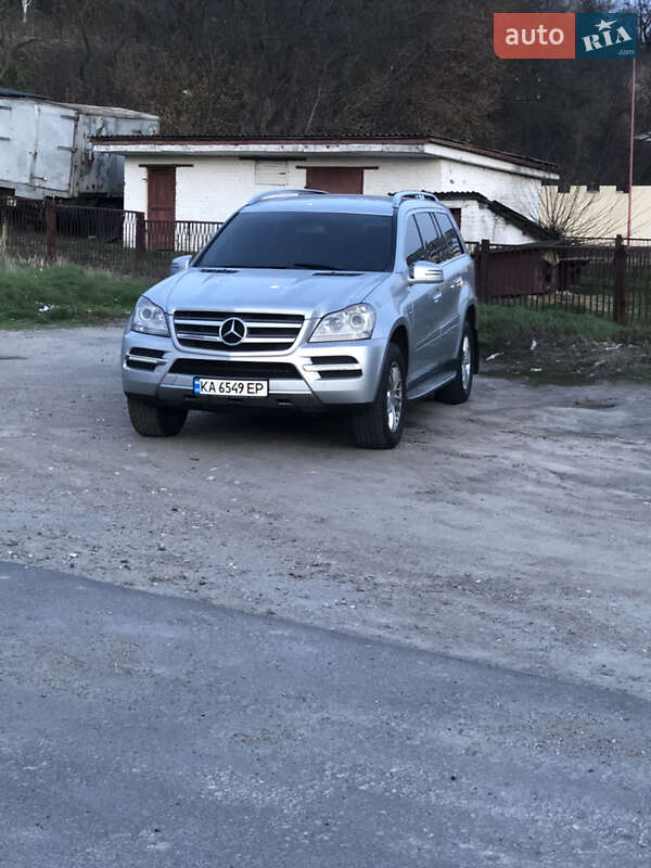 Внедорожник / Кроссовер Mercedes-Benz GL-Class 2011 в Обухове фото 4 Внедорожник / Кроссовер Mercedes-Benz GL-Class 2011 в Обухове
