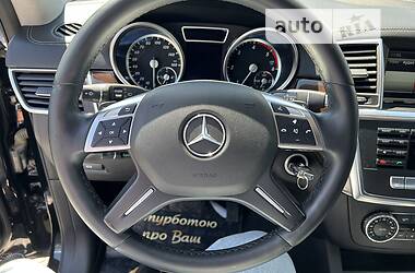 Позашляховик / Кросовер Mercedes-Benz GL-Class 2014 в 