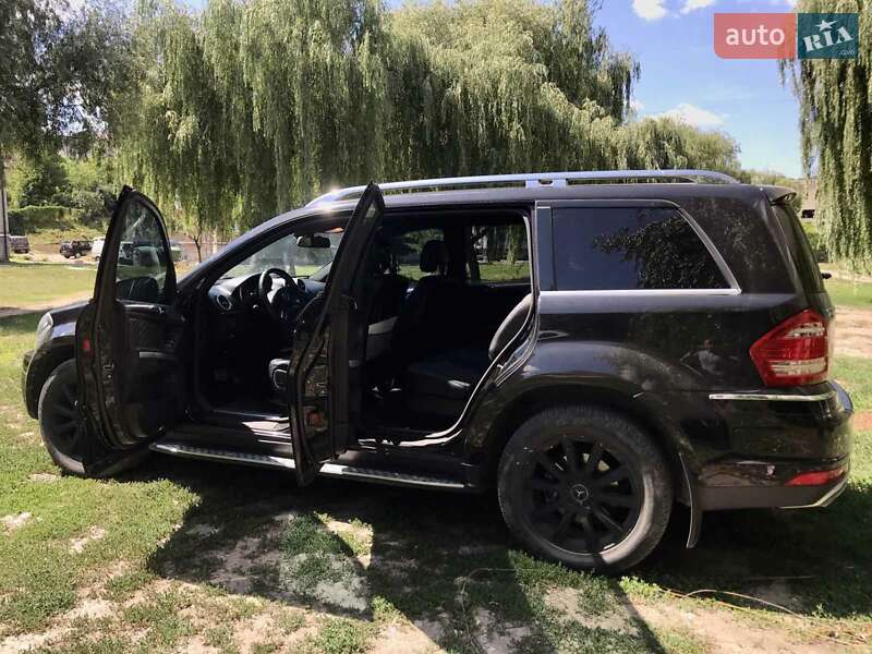 Внедорожник / Кроссовер Mercedes-Benz GL-Class 2011 в Теребовле