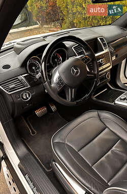 Внедорожник / Кроссовер Mercedes-Benz GL-Class 2013 в 