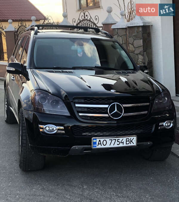 Внедорожник / Кроссовер Mercedes-Benz GL-Class 2006 в Тячеве