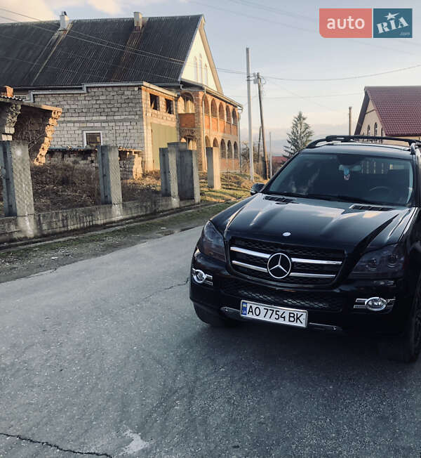 Внедорожник / Кроссовер Mercedes-Benz GL-Class 2006 в Тячеве