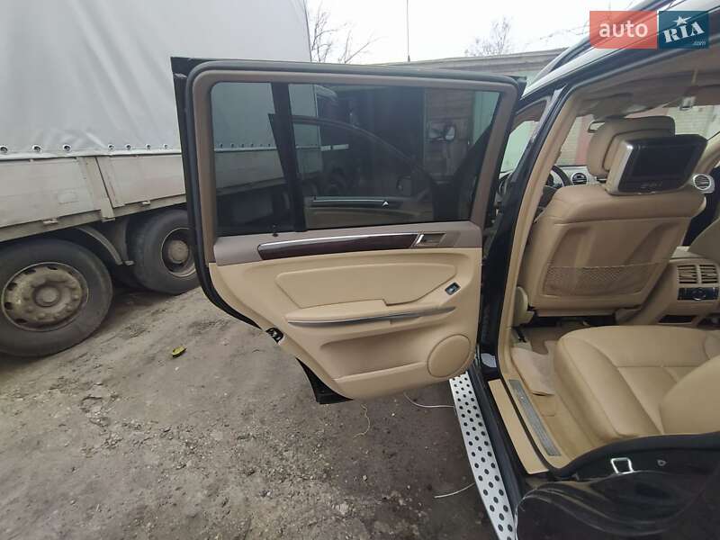 Внедорожник / Кроссовер Mercedes-Benz GL-Class 2009 в Кривом Роге