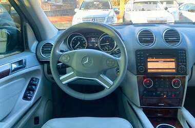 Позашляховик / Кросовер Mercedes-Benz GL-Class 2012 в 