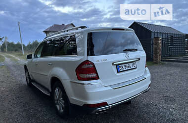 Внедорожник / Кроссовер Mercedes-Benz GL-Class 2010 в 