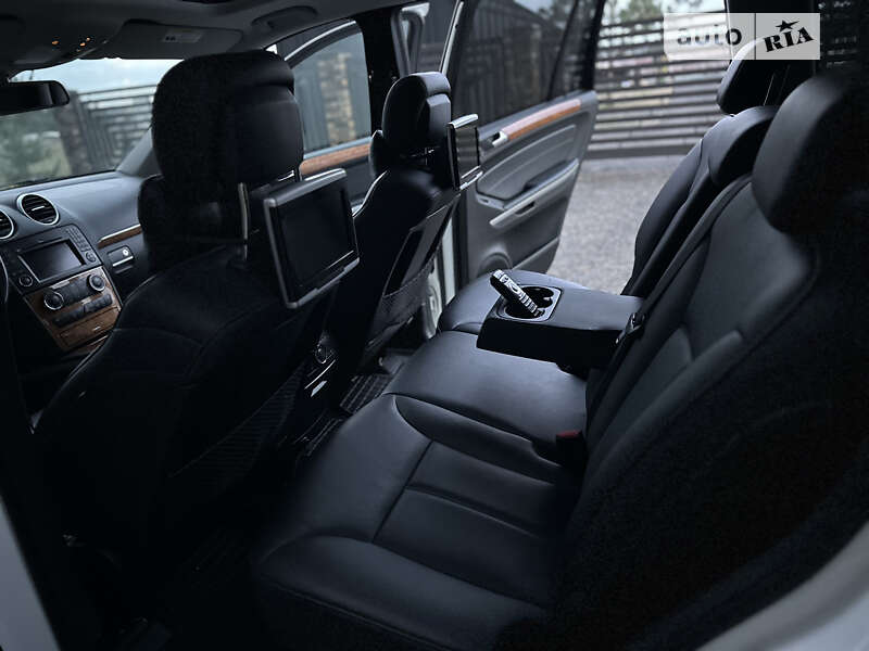 Внедорожник / Кроссовер Mercedes-Benz GL-Class 2010 в Костополе фото 13 Внедорожник / Кроссовер Mercedes-Benz GL-Class 2010 в Костополе
