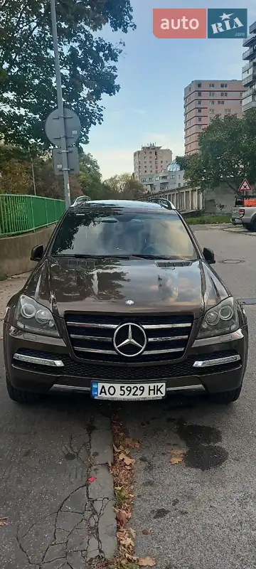 Mercedes-Benz GL-Class