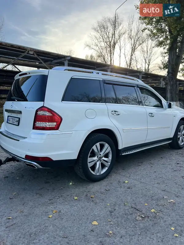 Mercedes-Benz GL-Class