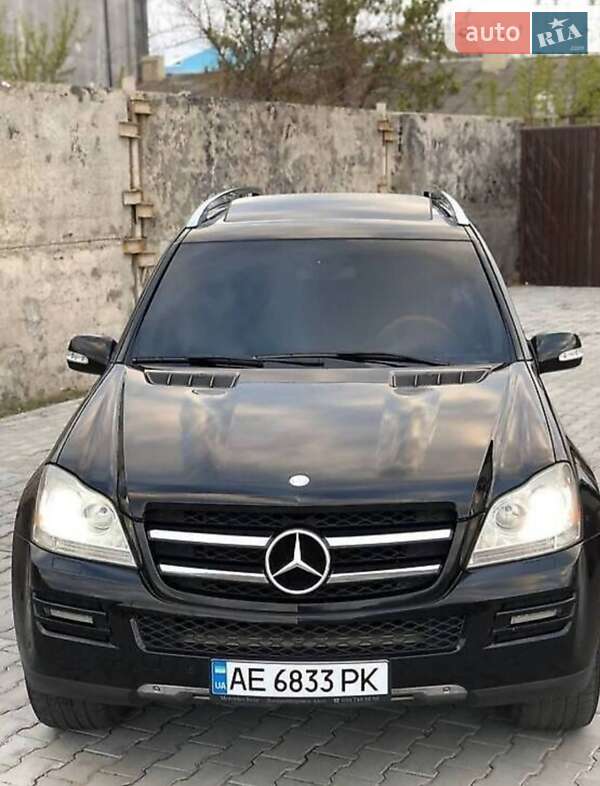 Позашляховик / Кросовер Mercedes-Benz GL-Class 2006 в Краснограді