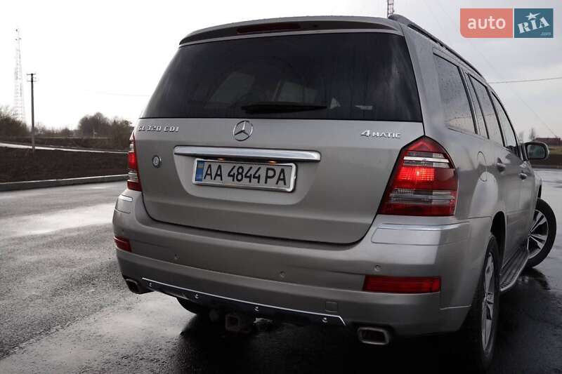 Внедорожник / Кроссовер Mercedes-Benz GL-Class 2007 в Киеве