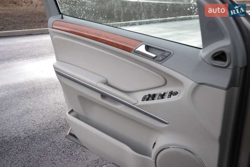 Внедорожник / Кроссовер Mercedes-Benz GL-Class 2007 в Киеве