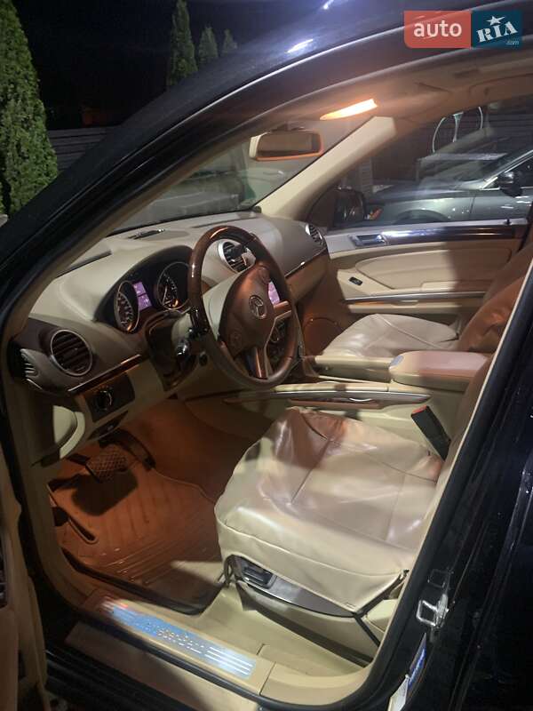 Внедорожник / Кроссовер Mercedes-Benz GL-Class 2011 в Ивано-Франковске