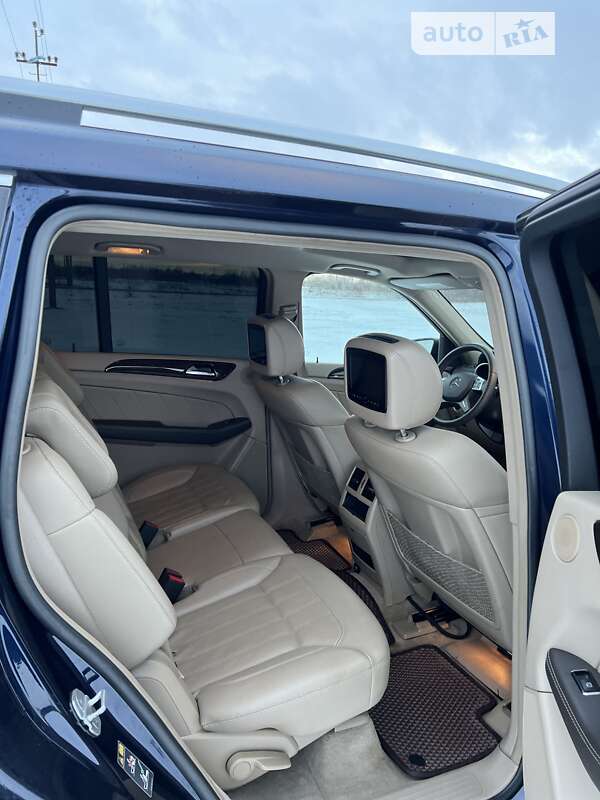 Позашляховик / Кросовер Mercedes-Benz GL-Class 2015 в Ковелі фото 14 Позашляховик / Кросовер Mercedes-Benz GL-Class 2015 в Ковелі