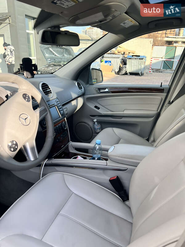 Внедорожник / Кроссовер Mercedes-Benz GL-Class 2012 в Киеве