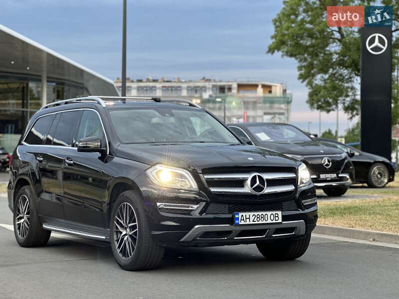 Позашляховик / Кросовер Mercedes-Benz GL-Class 2015 в Києві