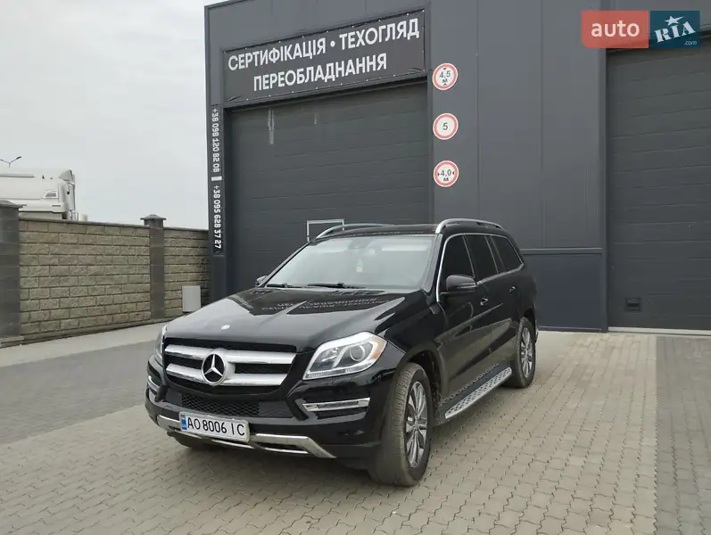 Mercedes-Benz GL-Class