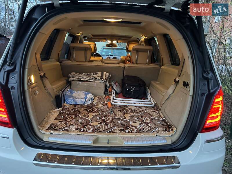 Позашляховик / Кросовер Mercedes-Benz GL-Class 2011 в Чернівцях