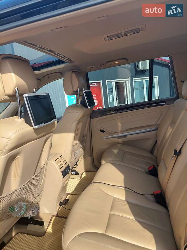 Внедорожник / Кроссовер Mercedes-Benz GL-Class 2010 в Яворове