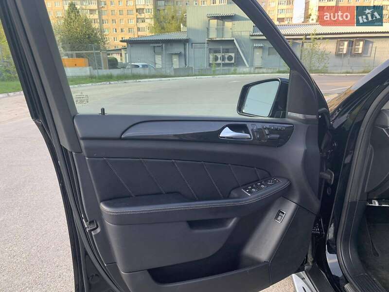 Позашляховик / Кросовер Mercedes-Benz GL-Class 2015 в Львові