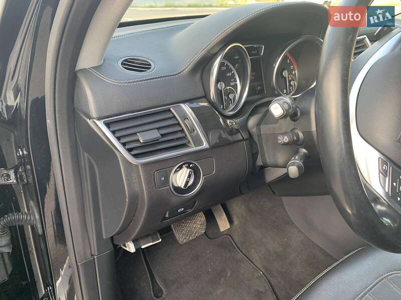 Позашляховик / Кросовер Mercedes-Benz GL-Class 2015 в Львові