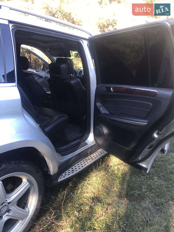 Внедорожник / Кроссовер Mercedes-Benz GL-Class 2008 в Одессе фото 13 Внедорожник / Кроссовер Mercedes-Benz GL-Class 2008 в Одессе