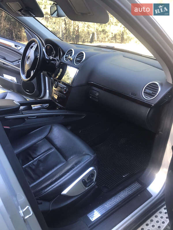 Внедорожник / Кроссовер Mercedes-Benz GL-Class 2008 в Одессе фото 12 Внедорожник / Кроссовер Mercedes-Benz GL-Class 2008 в Одессе