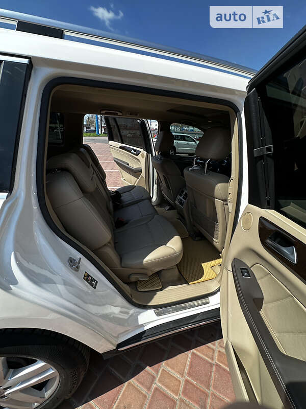 Внедорожник / Кроссовер Mercedes-Benz GL-Class 2014 в Черновцах